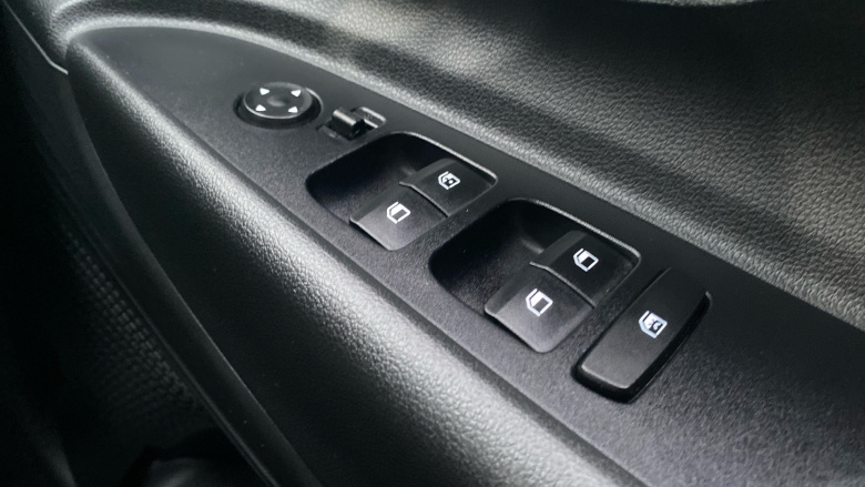 Hyundai i20 1.0T GDi Advance [Nav] 5dr Petrol Hatchback